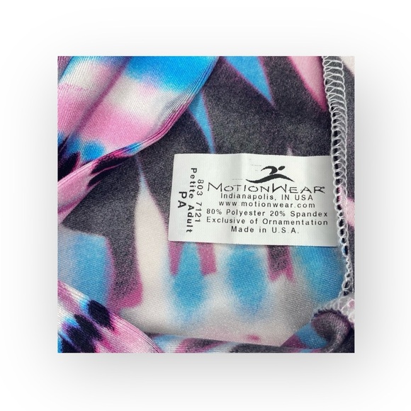 Motionwear ⍟ V-Waist Dance Gymnastic Competition Shorts ⍟ Multicolor Print ⍟ XS - Picture 10 of 16